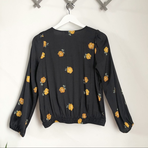 Madewell Bubble-Sleeve Wrap Top Floating Florets - Picture 10 of 13